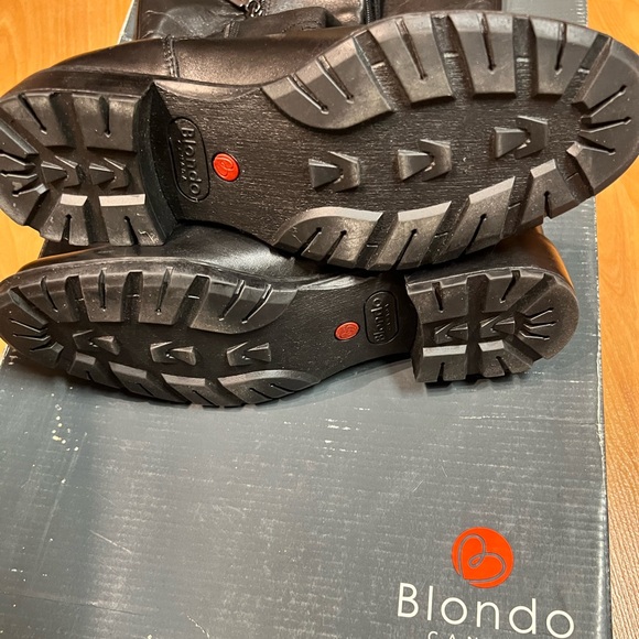 New in Box - Blondo Leather High Boots (US 7) - Picture 6 of 12